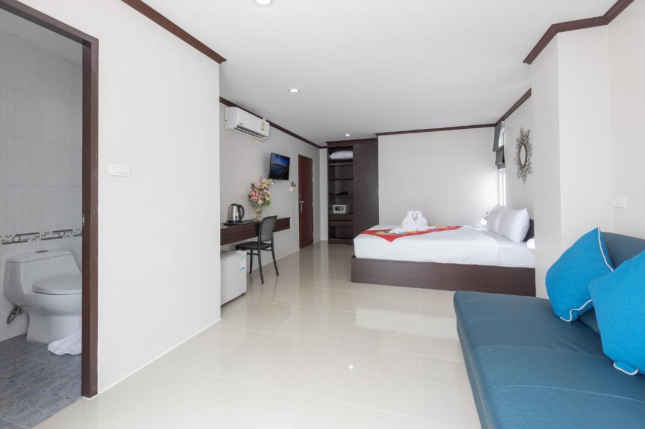 The Chic Patong Otel Dış mekan fotoğraf